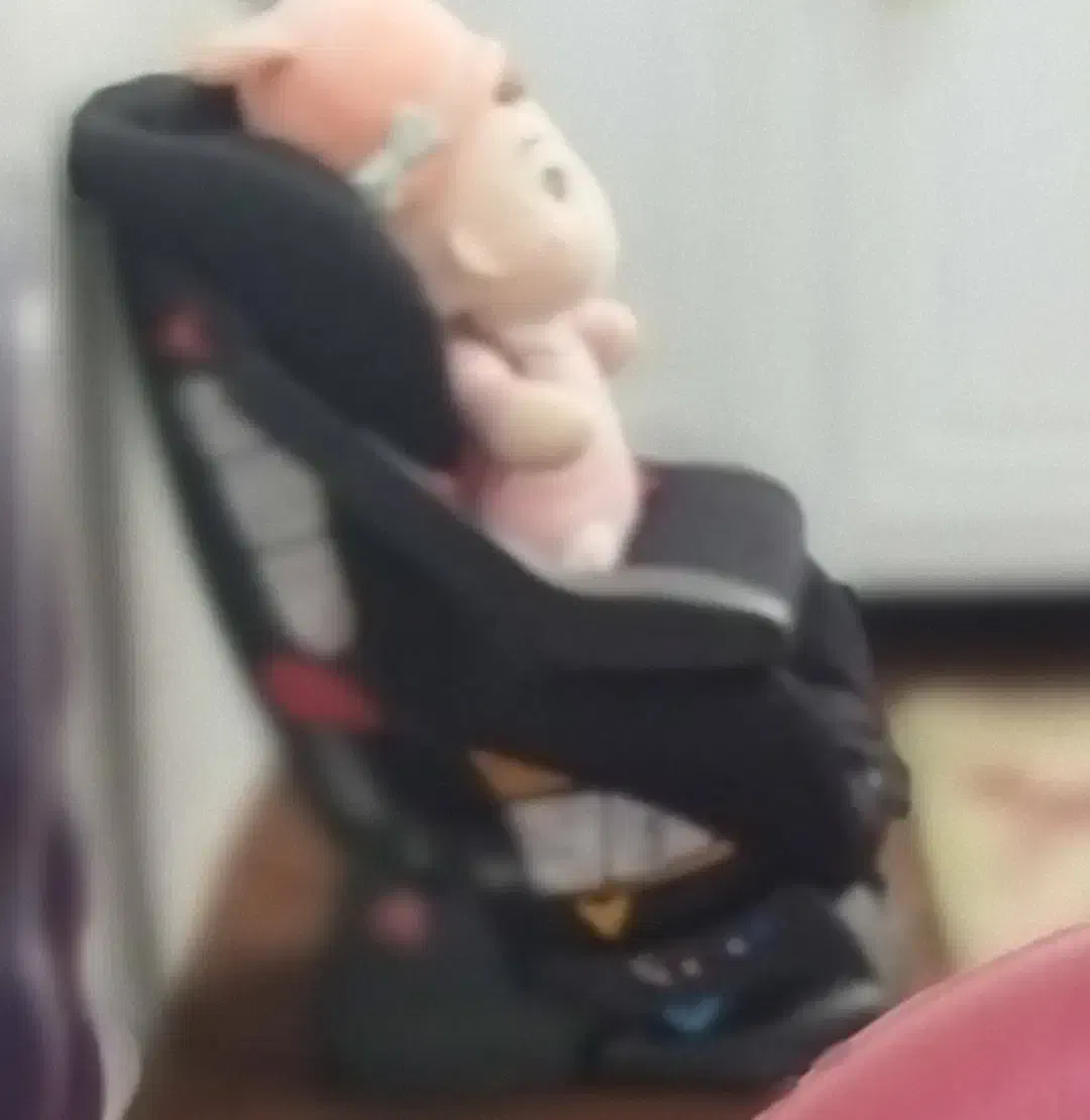 وسایل بچه|کالسکه و لوازم جانبی|سبزوار, باهنر|دیوار