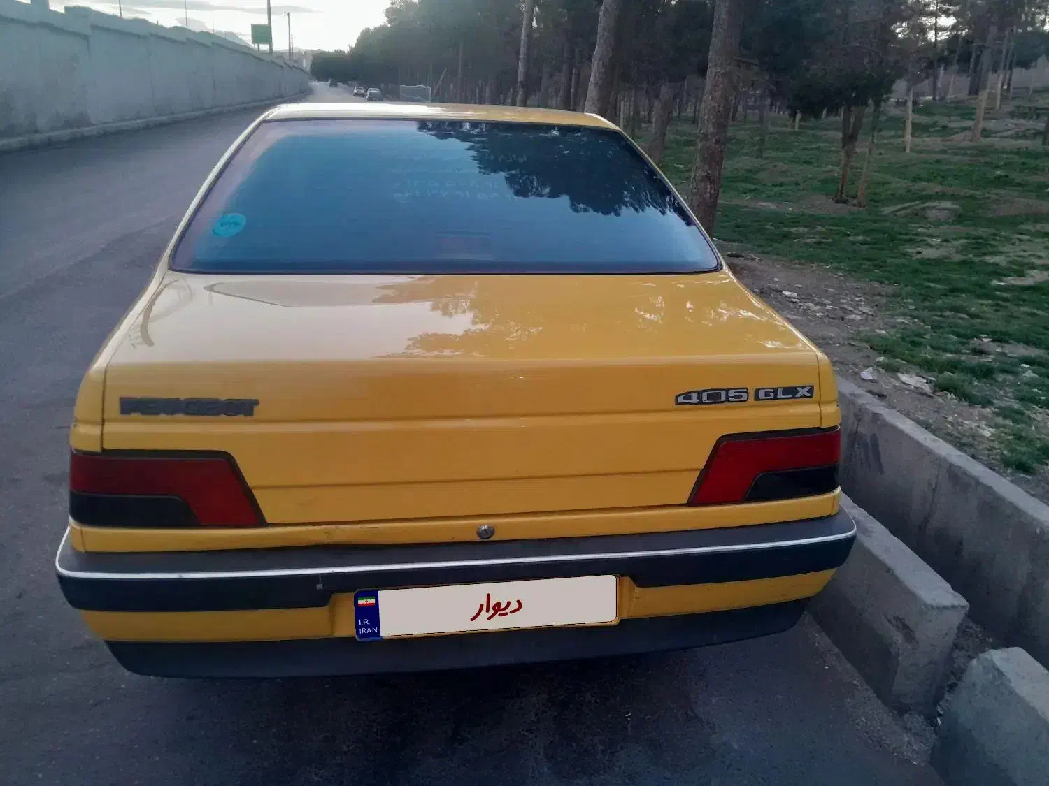 پژو 405فروشی فوری|خودرو سواری و وانت|تهران, جوادیه تهرانپارس|دیوار