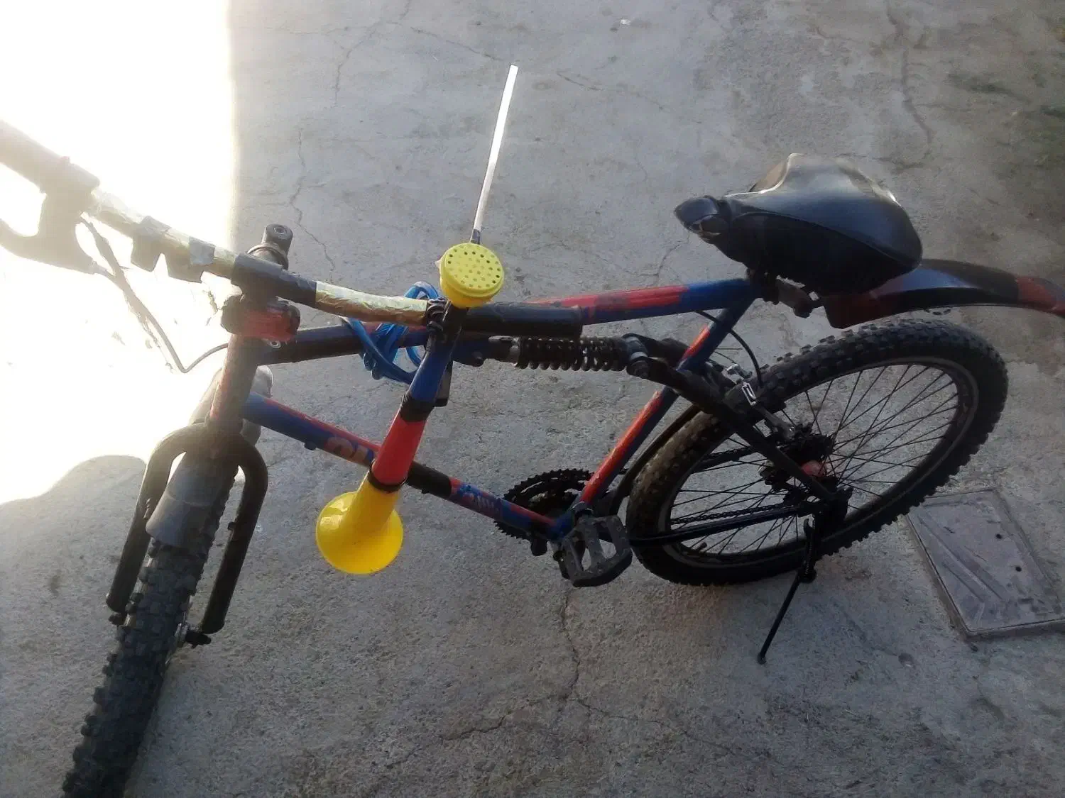 دوچرخه|دوچرخه، اسکیت، اسکوتر|شبستر, |دیوار