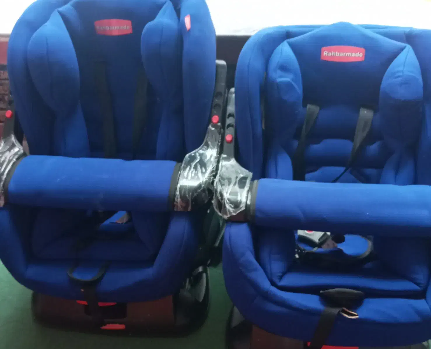 صندلی کودک|تخت و صندلی بچه|سنندج, |دیوار