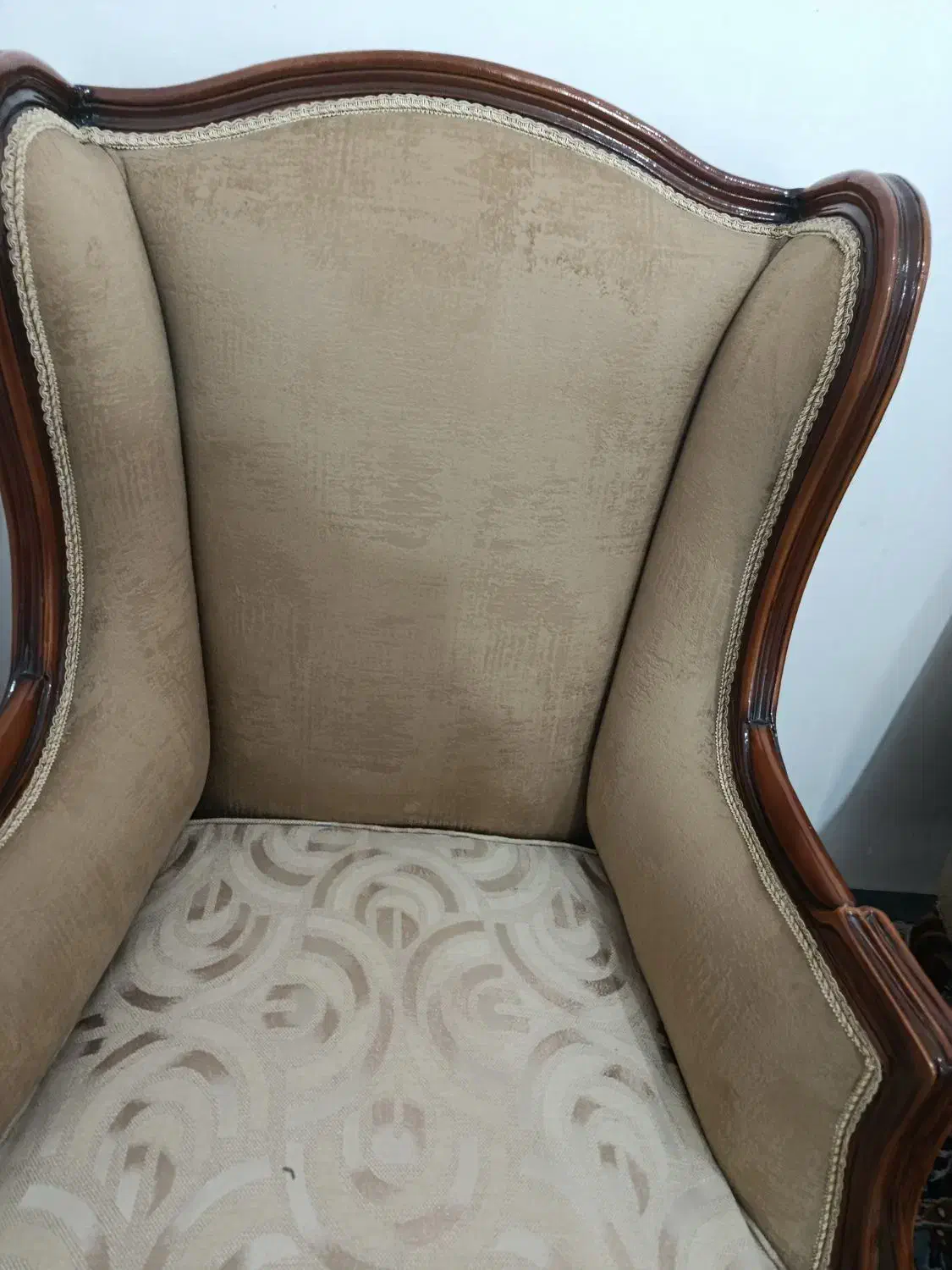 مبل تک نفره چوب راش|مبلمان خانگی و میز عسلی|آبدانان, |دیوار