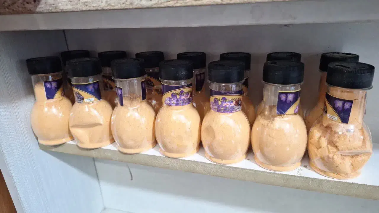 پودر شپش تضمینی نوره عصاره زعفران|آرایشی، بهداشتی، درمانی|قرچک, داوود آباد|دیوار