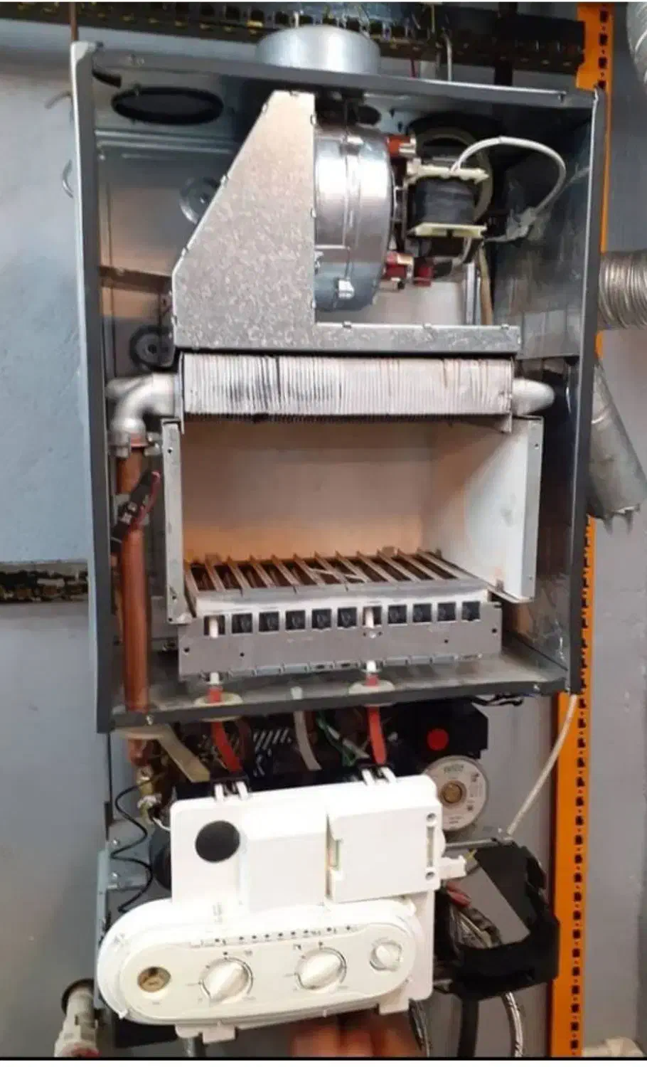 شرکت تاسیسات بوتیا تعمیرات تخصصی پکیچ و کولر گازی|خدمات پیشه و مهارت|زرند, |دیوار