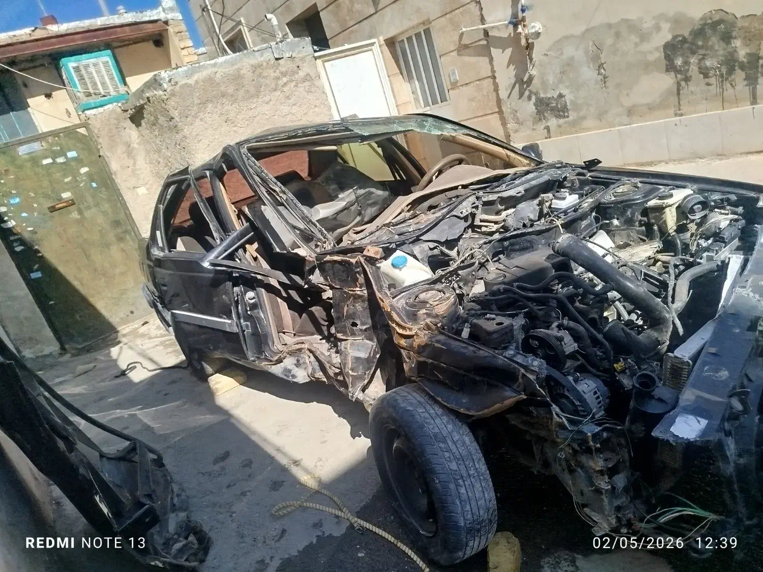 پارس مشکی 93تصادفی|خودرو سواری و وانت|شیراز, شهرک کوشکک|دیوار