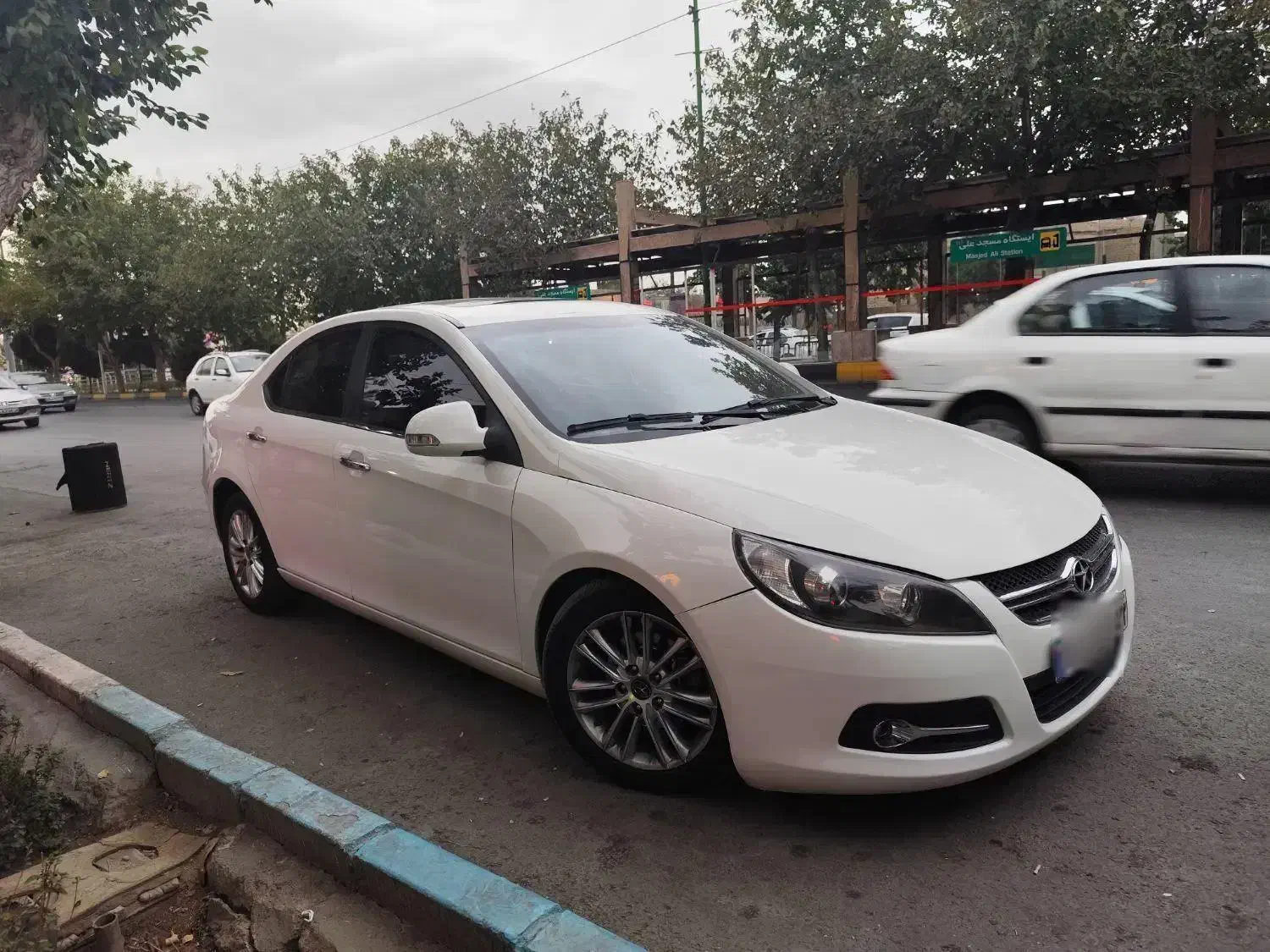 جک جی ۵ j5 اتوماتیک مدل 94|خودرو سواری و وانت|اصفهان, ستار|دیوار