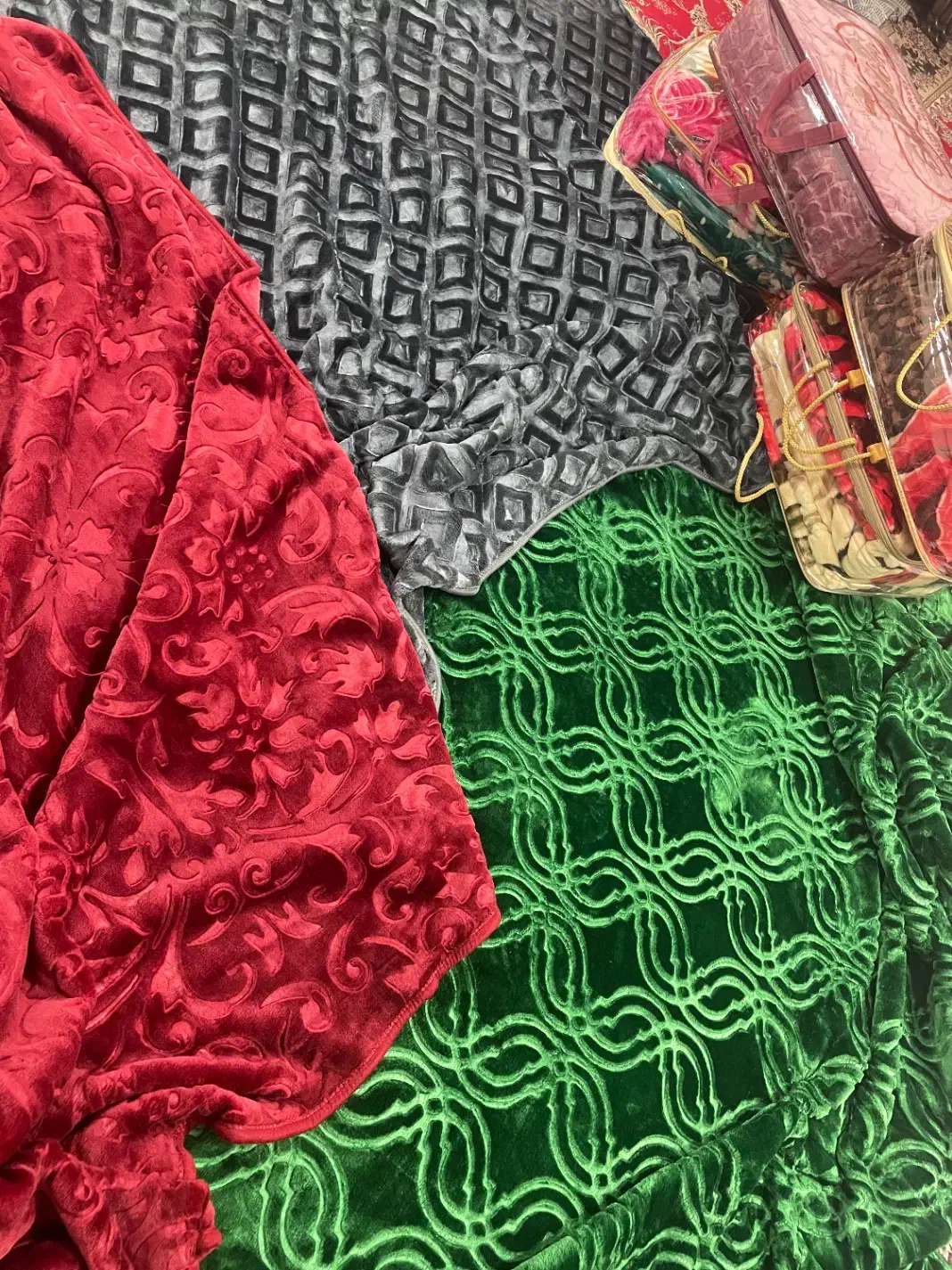 پتو گلبافت|رختخواب، بالش، پتو|رشت, آزادگان|دیوار