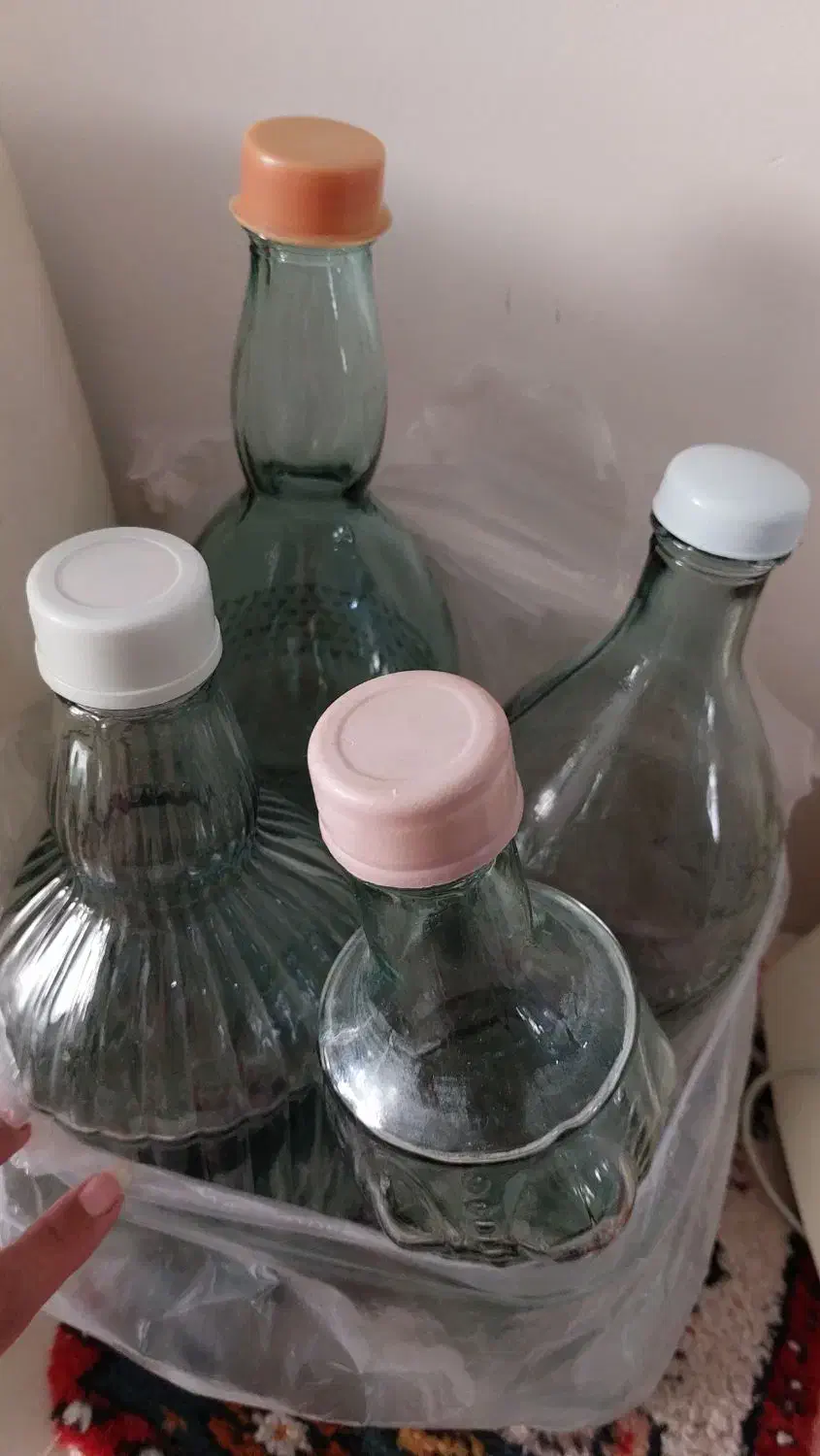 شیشه آبغوره و آب|ظروف نگهدارنده، پلاستیکی، یک‌بارمصرف|کرج, شهرک بنفشه|دیوار