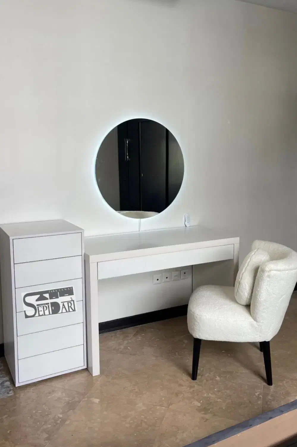 میز ارایش مدرن|جاکفشی، کمد، دراور|اصفهان, طامه|دیوار