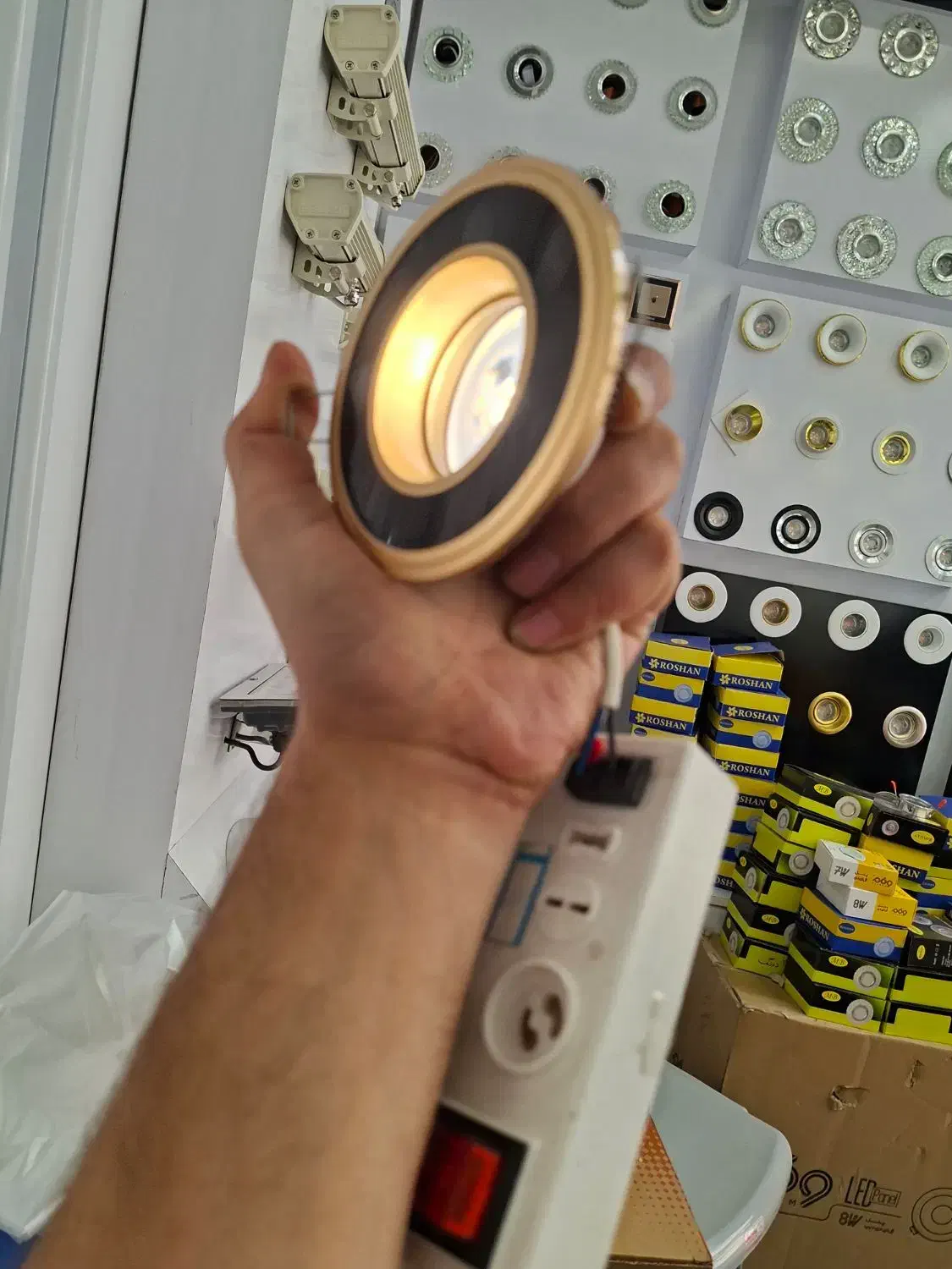 فروشگاه لوازم برقی دیجی هالوژن|لوستر و چراغ آویز|تهران, نجات اللهی|دیوار