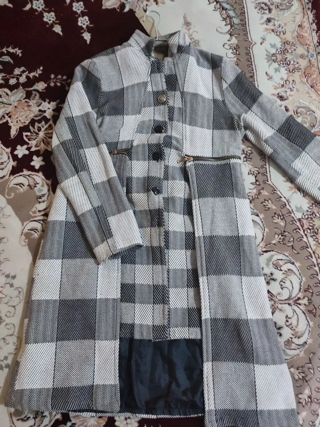 تعدادی بارانی و پالتو زنانه ودخترانه|لباس|تبریز, |دیوار