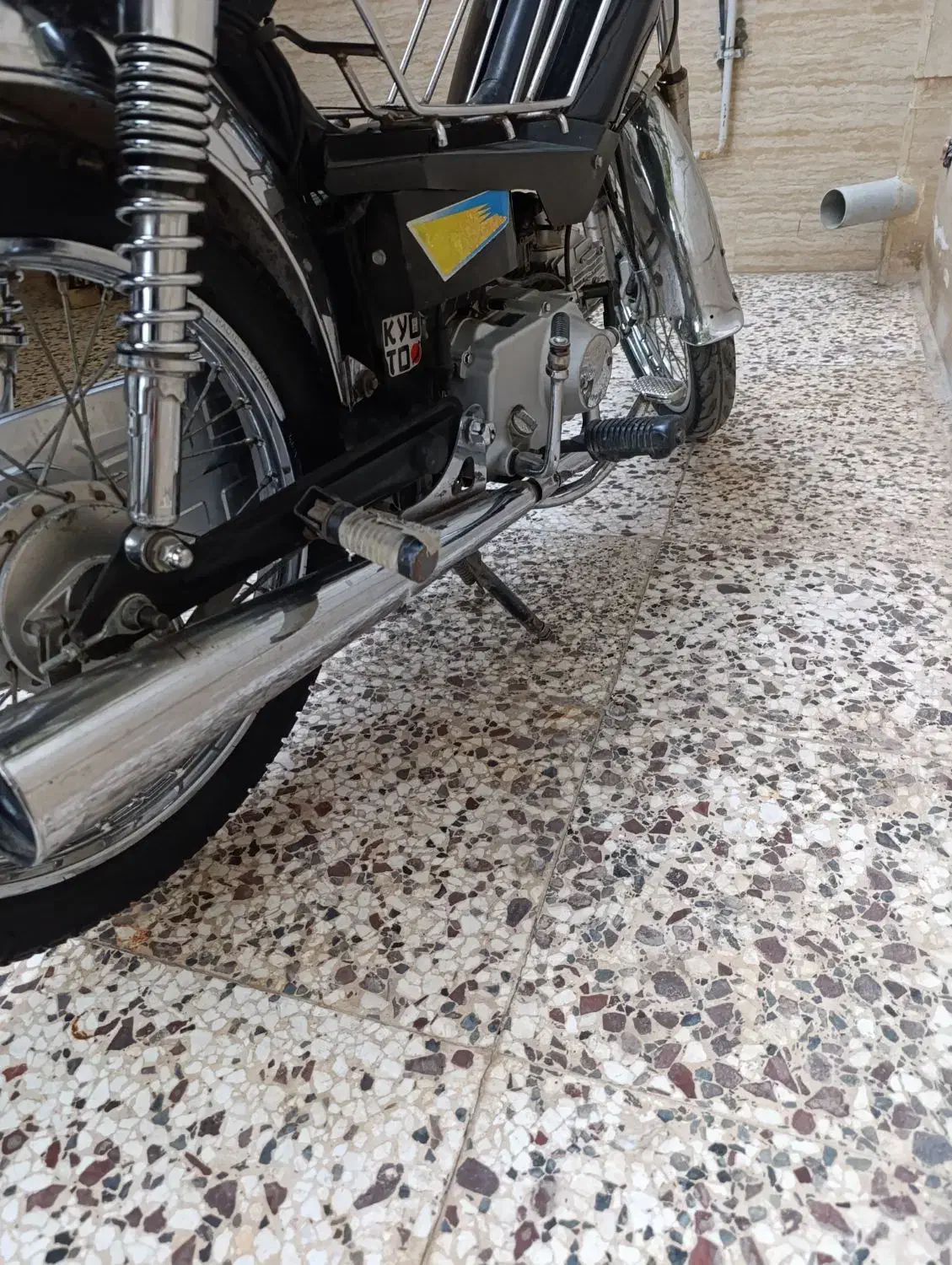 هندا۷۰ پیشرو|موتورسیکلت|کلاله, |دیوار