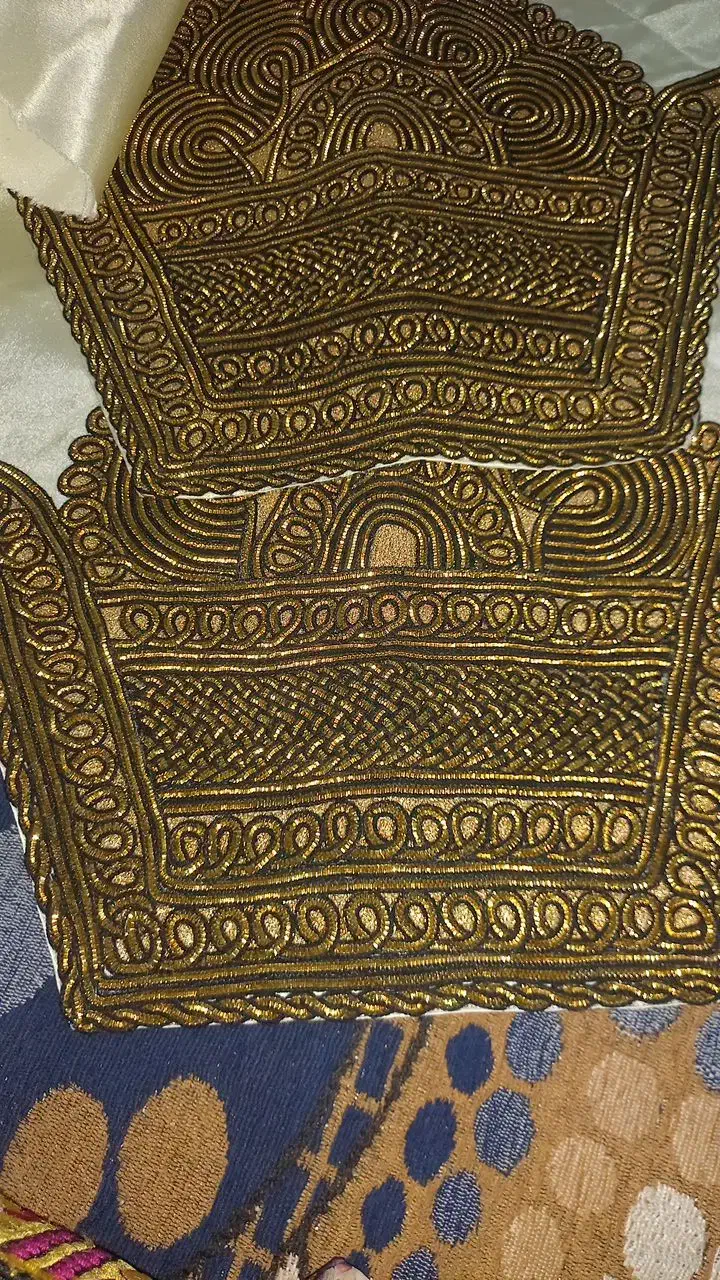 شلوار|لباس|رودان, |دیوار