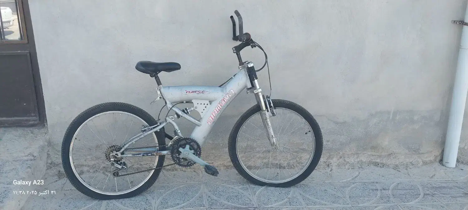 دوچرخه|دوچرخه، اسکیت، اسکوتر|چوار, |دیوار