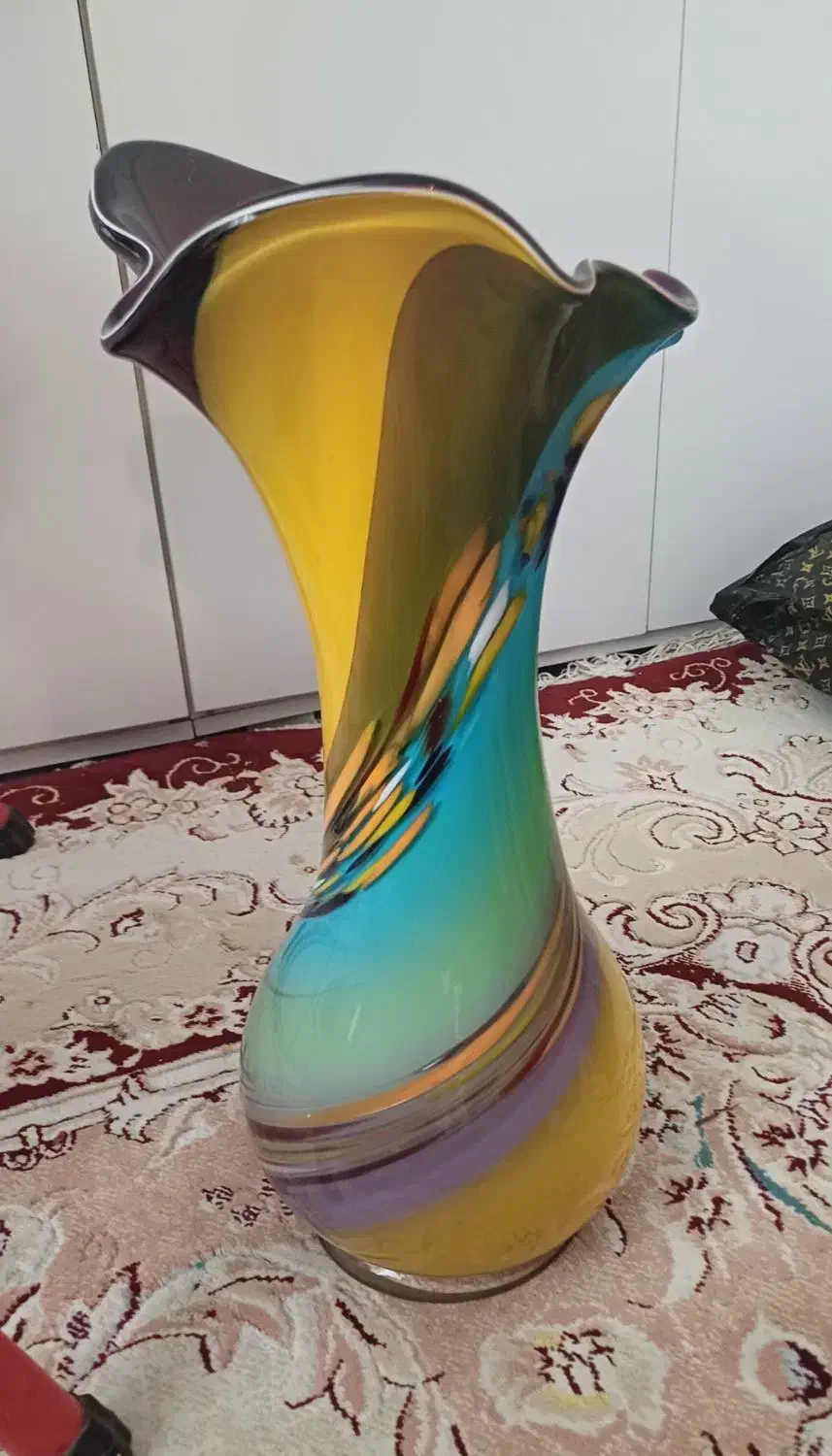 گلدان شیشه ای|صنایع دستی و سایر لوازم تزئینی|مرند, |دیوار