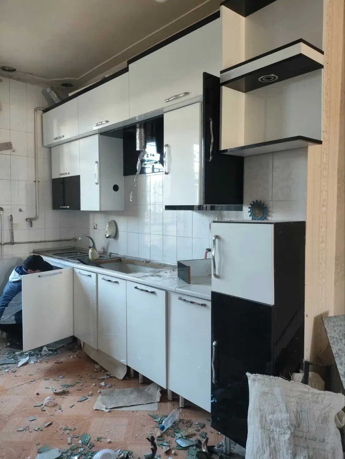 هود|هود|ایلام, |دیوار