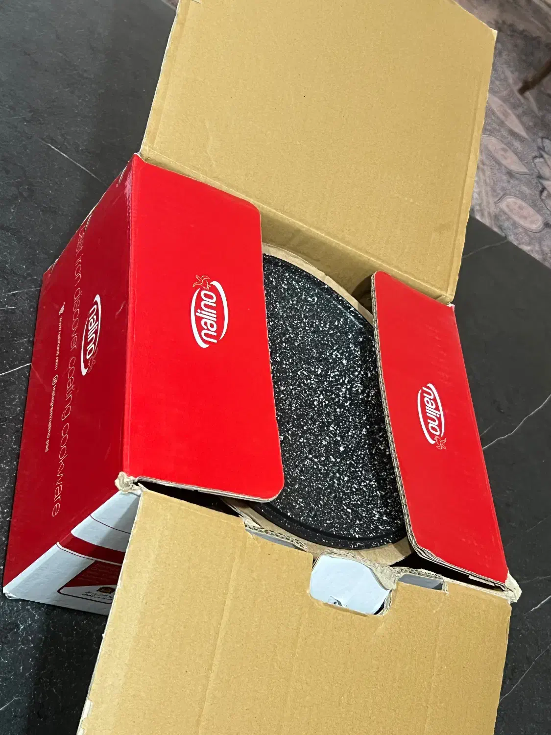 قابلمه چدن نالینو سایز ۲۴|ظروف پخت‌وپز|کرج, ساسانی (قلمستان)|دیوار