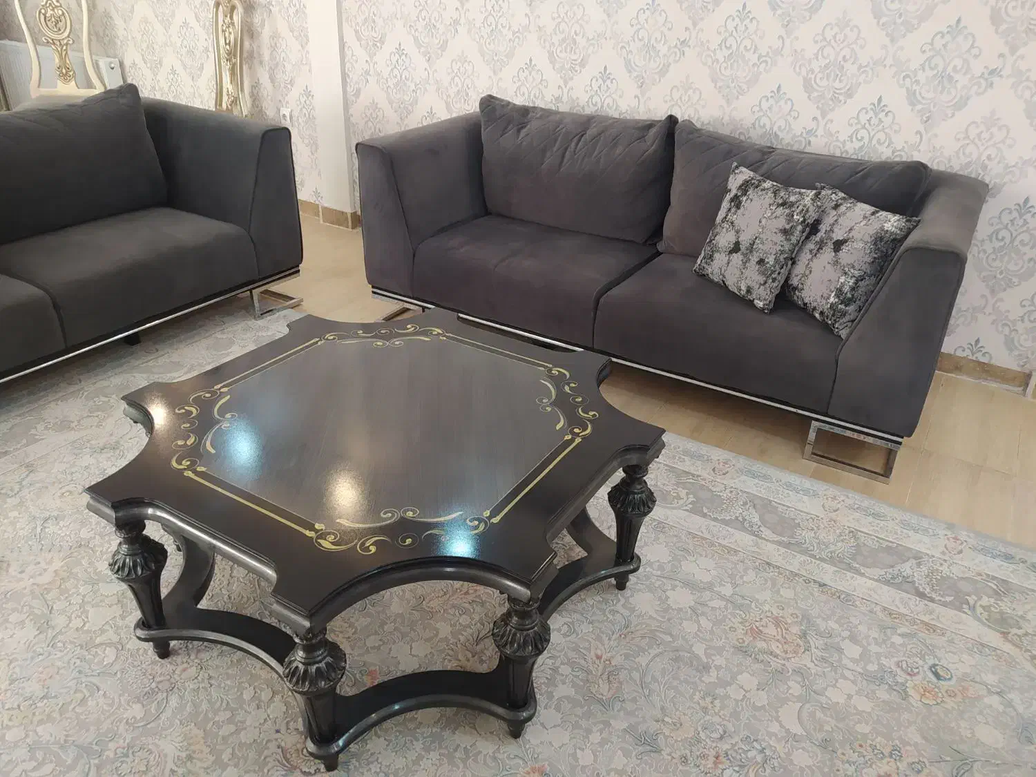 مبلمان مدرن 8 نفره|مبلمان خانگی و میز عسلی|قم, باسکول|دیوار