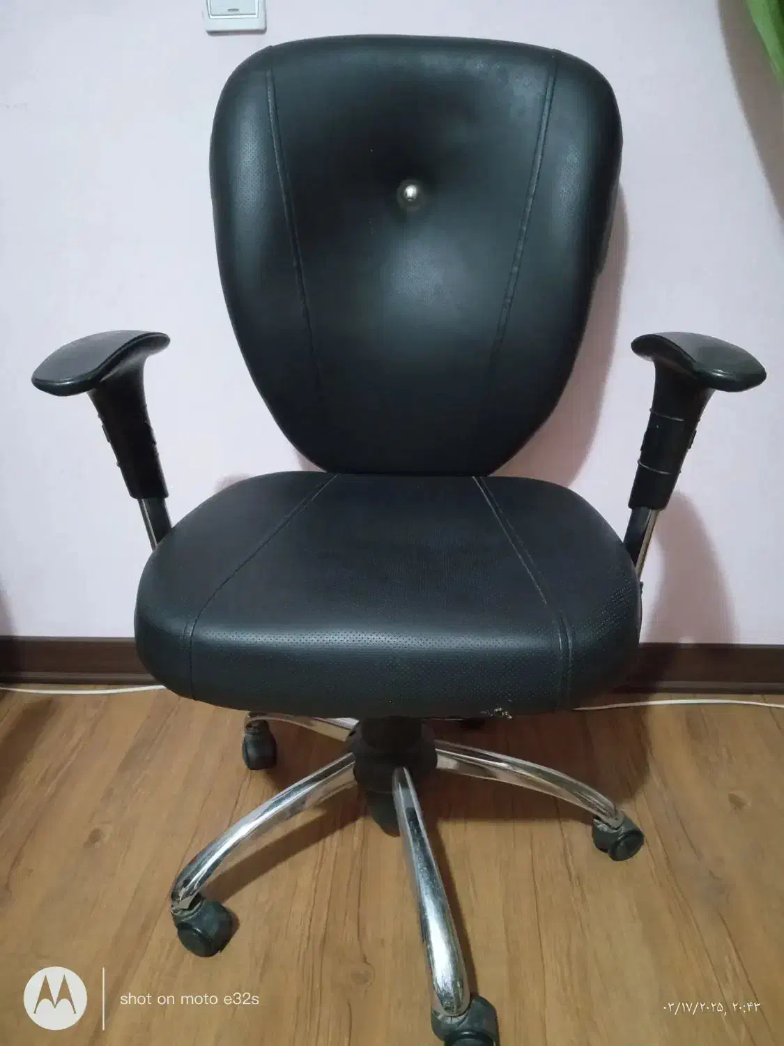 صندلی اداری چرخدار جکدار باکیفیت عالی|مبلمان اداری|کرج, منطقه ویژه اقتصادی پیام|دیوار