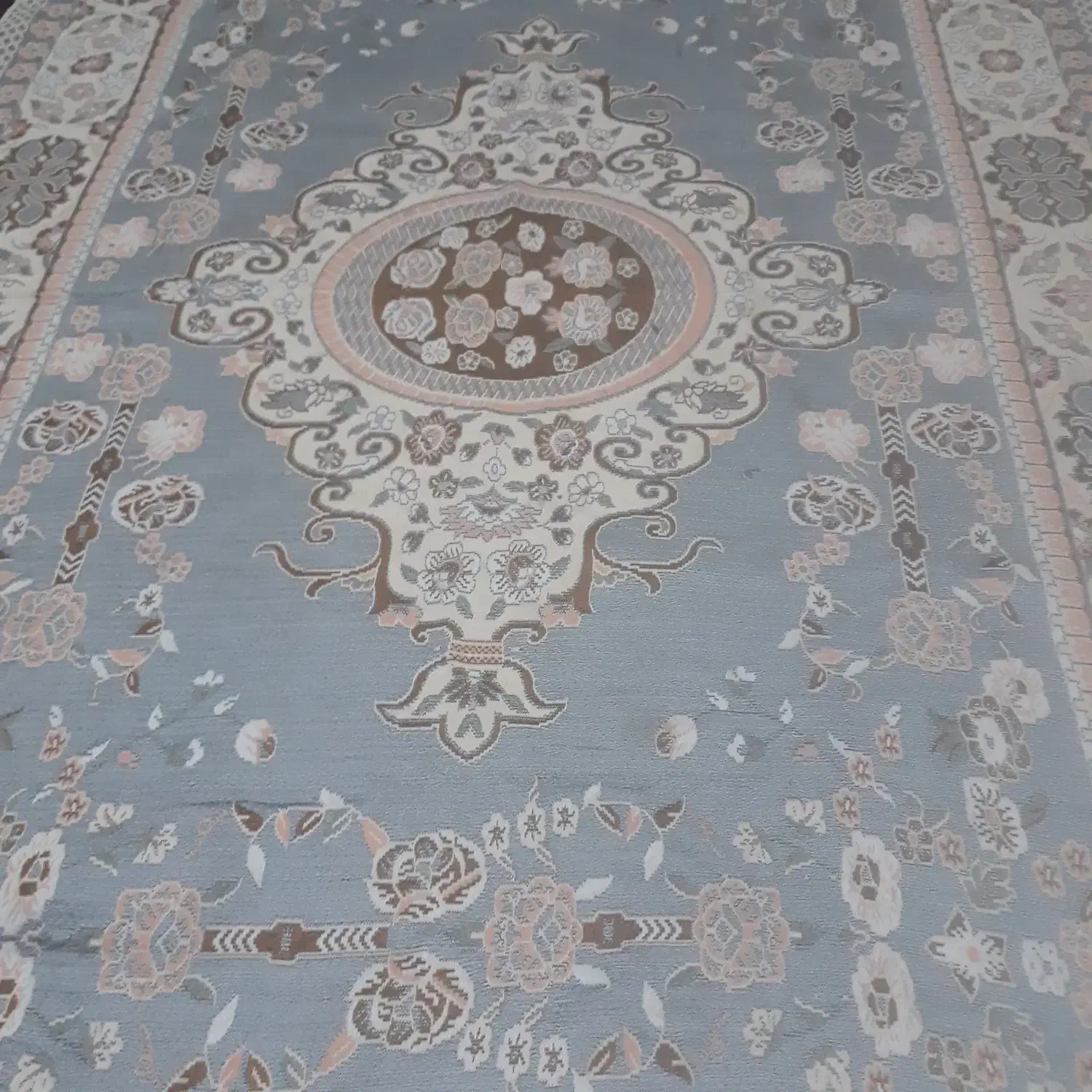 رو فرشی دو رو ا عدد ۲ در سه۵۵۰ هزار سالم و تمیز|روفرشی|نیشابور, راه آهن|دیوار