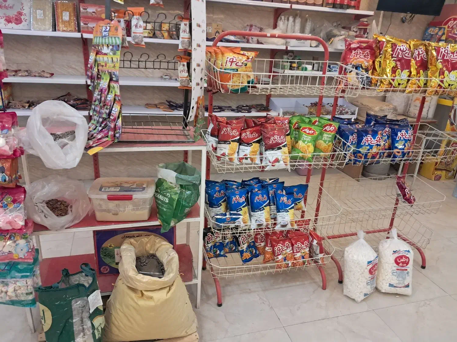 واگذاری اجناس سوپر مارکت .فوری|فروشگاه و مغازه|اصفهان, سرشبادران|دیوار