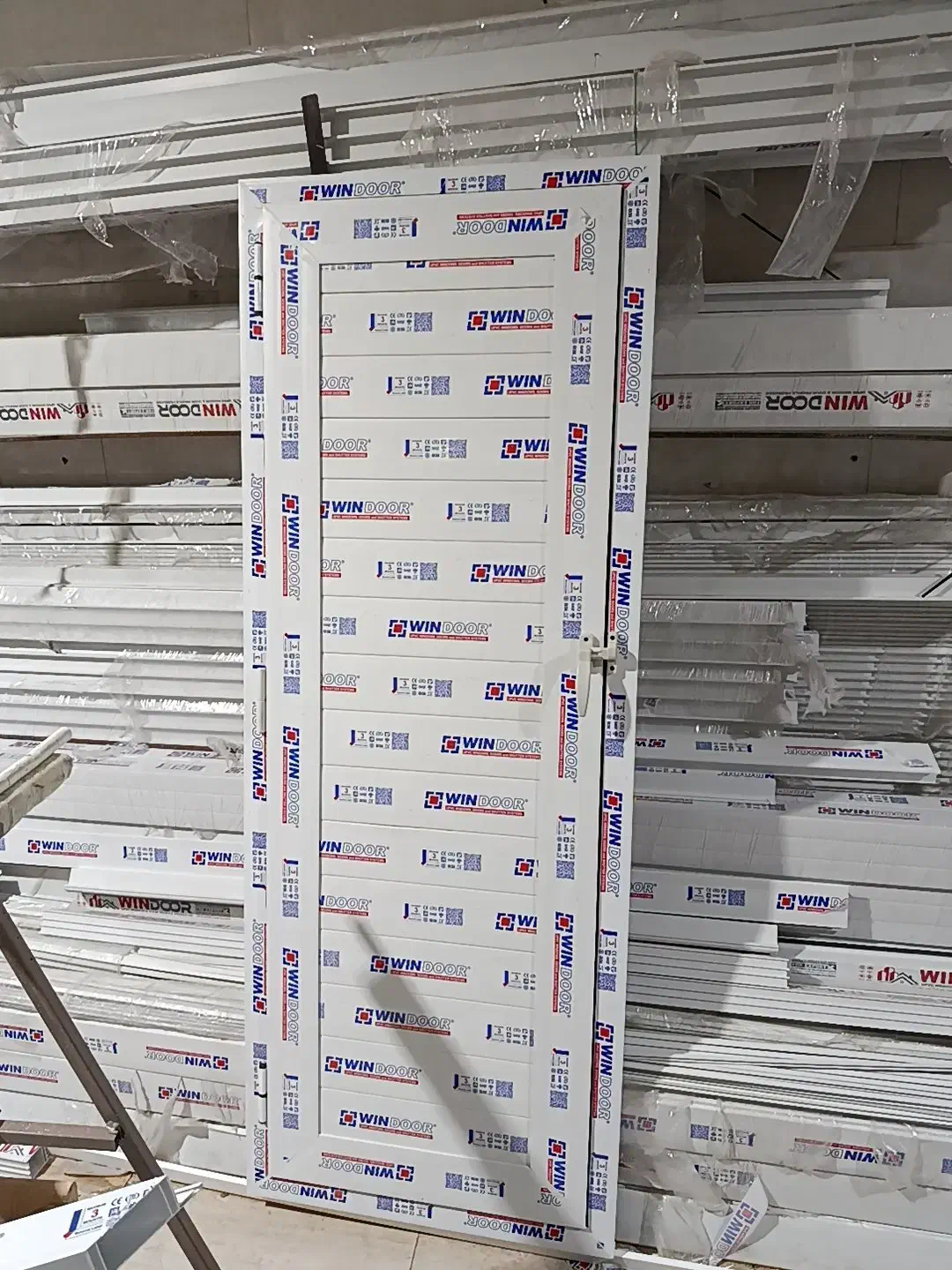 انواع درب پی وی سی|خدمات پیشه و مهارت|خرم‌آباد, |دیوار