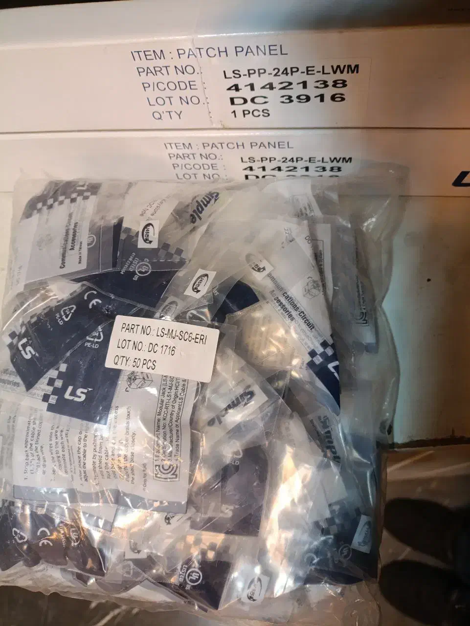 پچ پنل ۲۴ پورت|مودم و تجهیزات شبکه|تهران, امیریه|دیوار