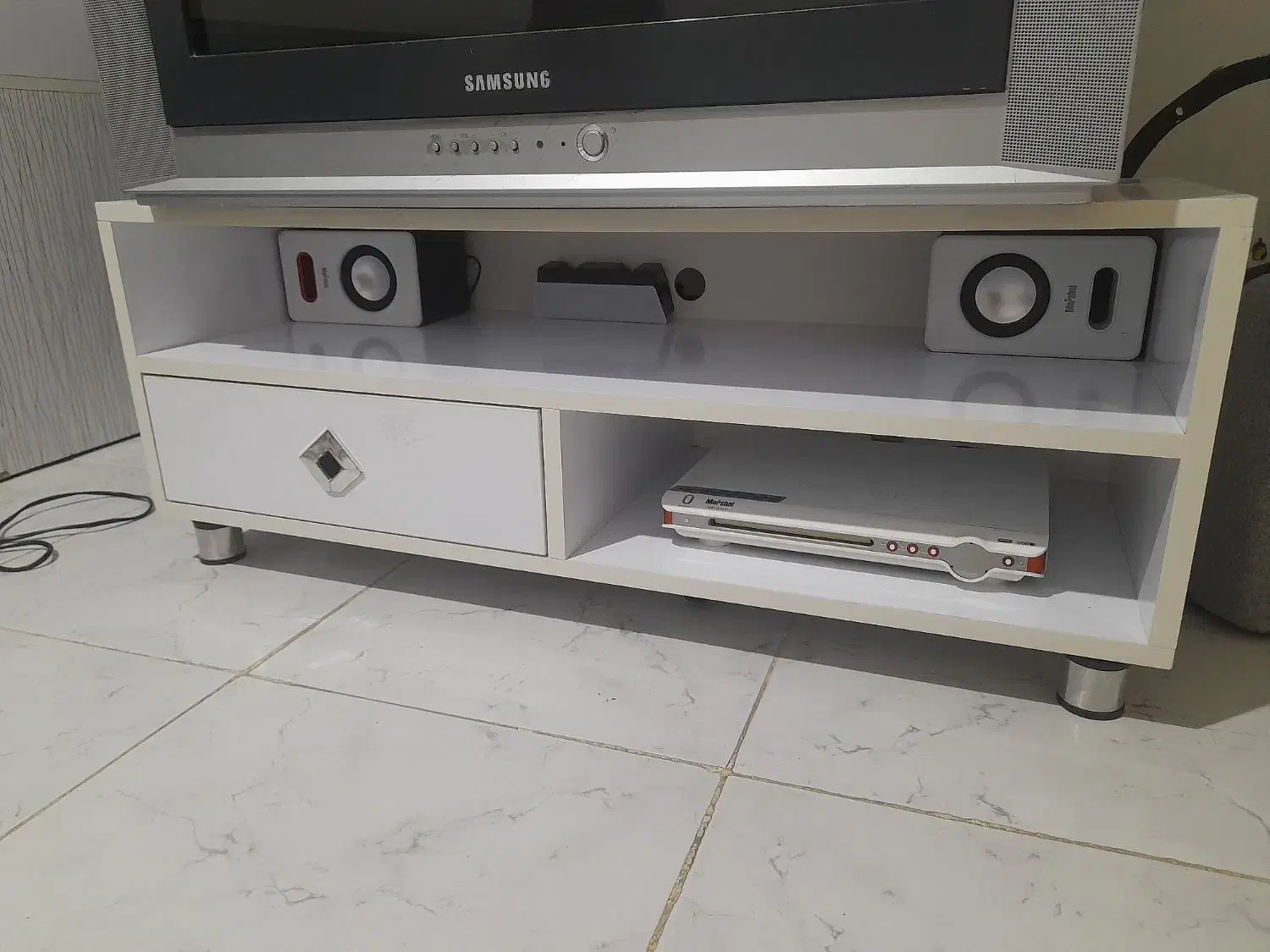 میز تلویزیون و تلویزیون|تلویزیون و پروژکتور|سنندج, |دیوار