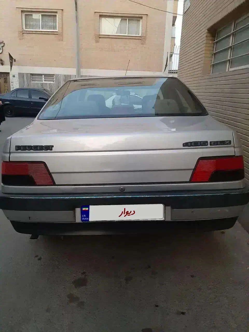 پژو ۴۰۵ نقره ای دوگانه فابریک مدل ۱۳۹۷|خودرو سواری و وانت|اصفهان, باب الدشت|دیوار