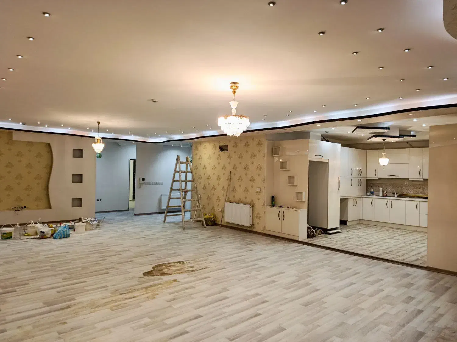 رهن کامل آپارتمان ۲۱۰متری،تک واحدی،شیخ تپه|اجارهٔ آپارتمان|ارومیه, |دیوار