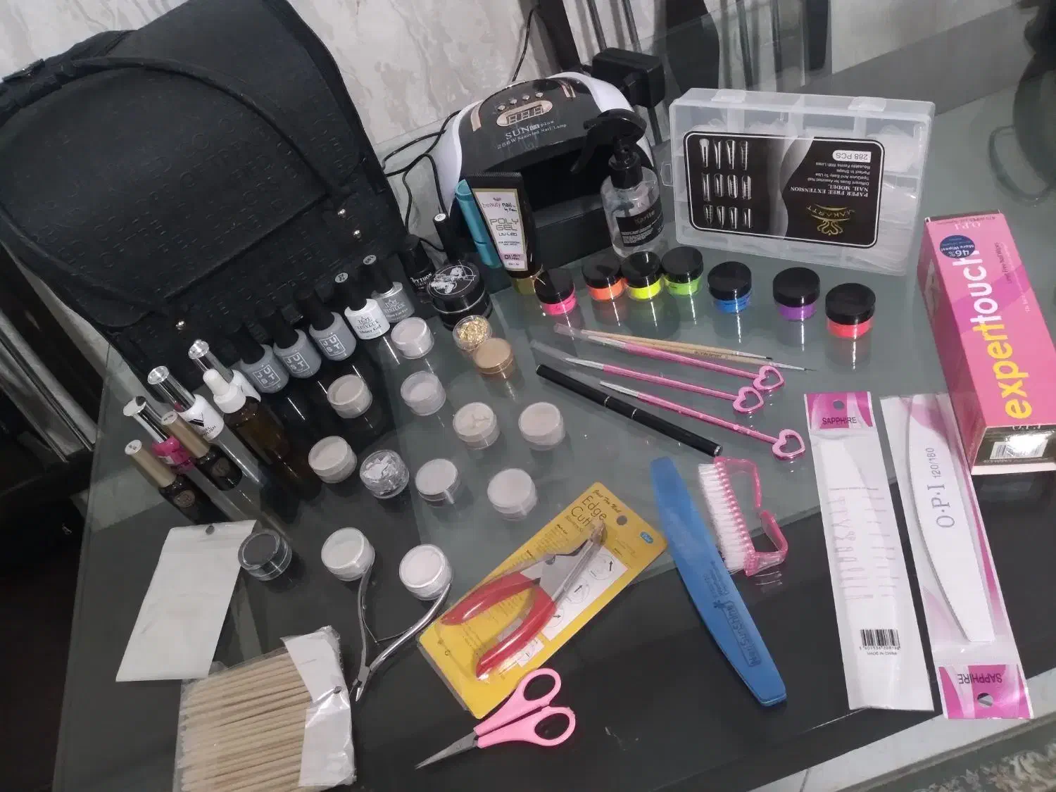 وسایل کامل کاشت ناخن به همراه وسایل طراحی و کیف|آرایشی، بهداشتی، درمانی|ورامین, ورامین|دیوار