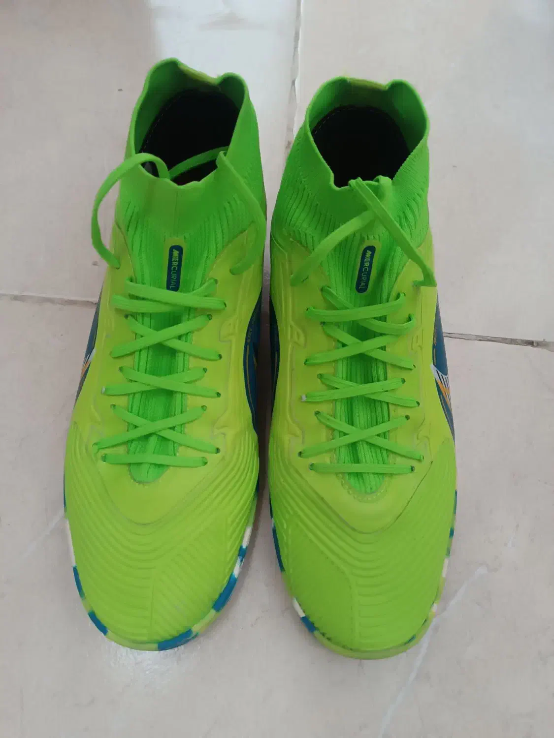 کفش نایک سالنی|تجهیزات ورزشی|برخوار, |دیوار