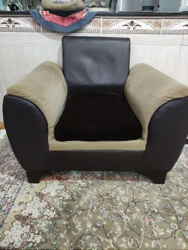 مبل چرم|مبلمان خانگی و میز عسلی|چابهار, |دیوار