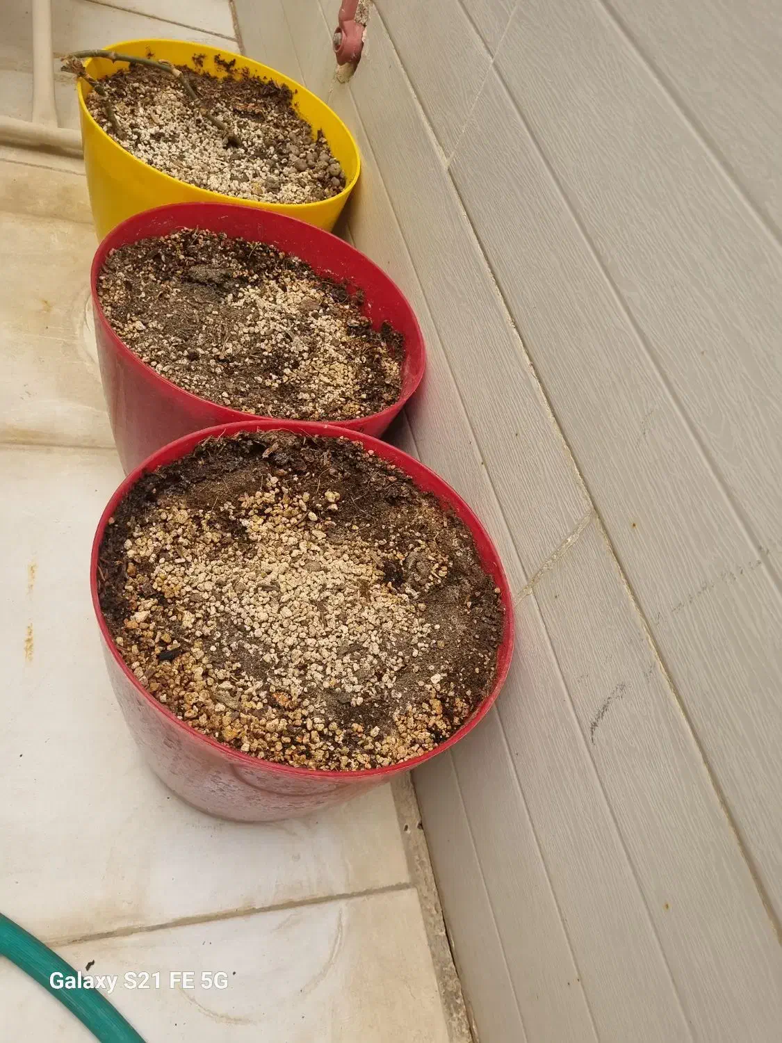 میز تلفن چرمی با ۲صندلی و ۶گلدان|میز تلفن|کرمان, |دیوار