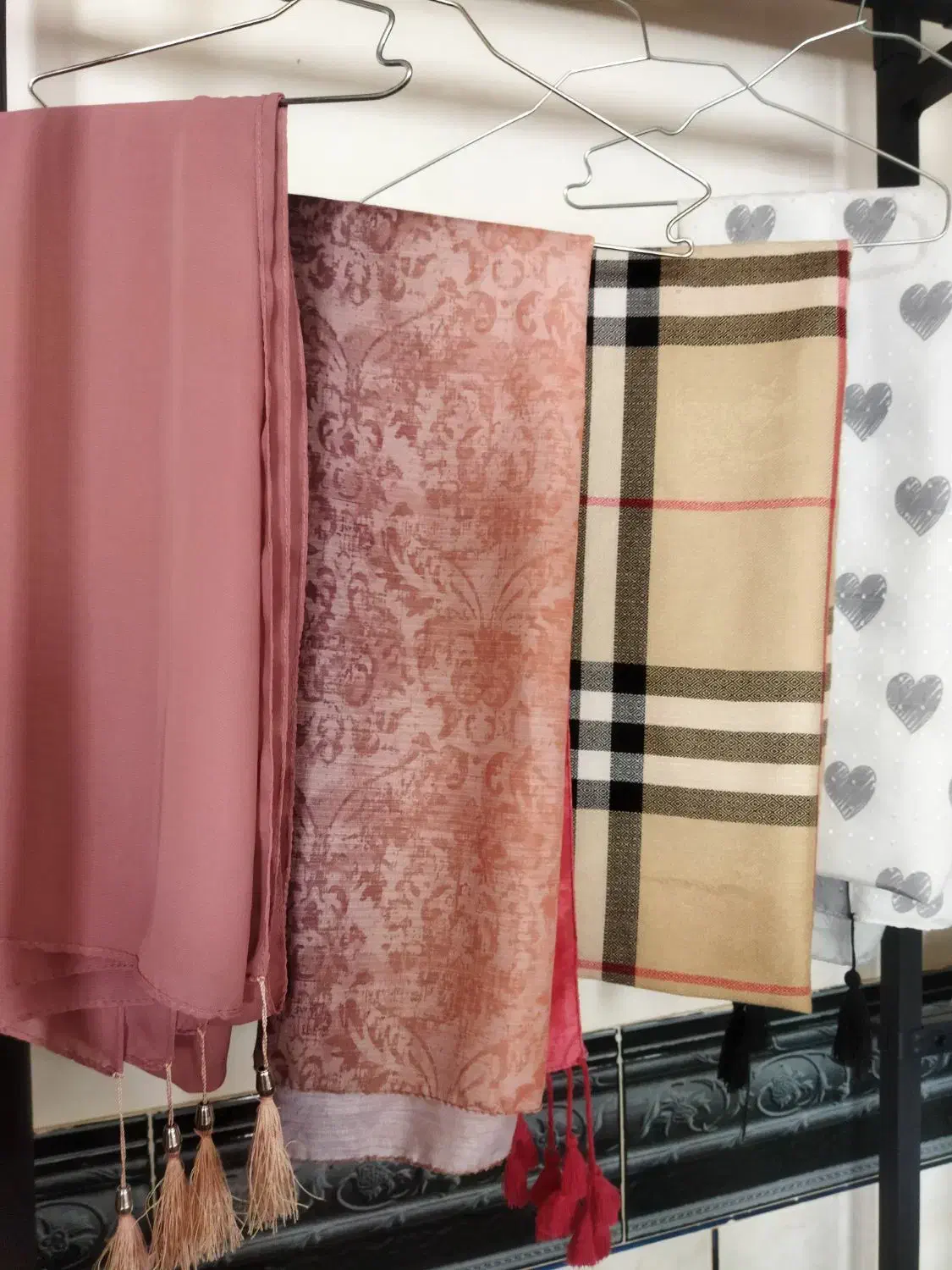 شال|لباس|نهاوند, |دیوار