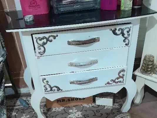 میز و آیینه|مبلمان خانگی و میز عسلی|گنبد کاووس, |دیوار