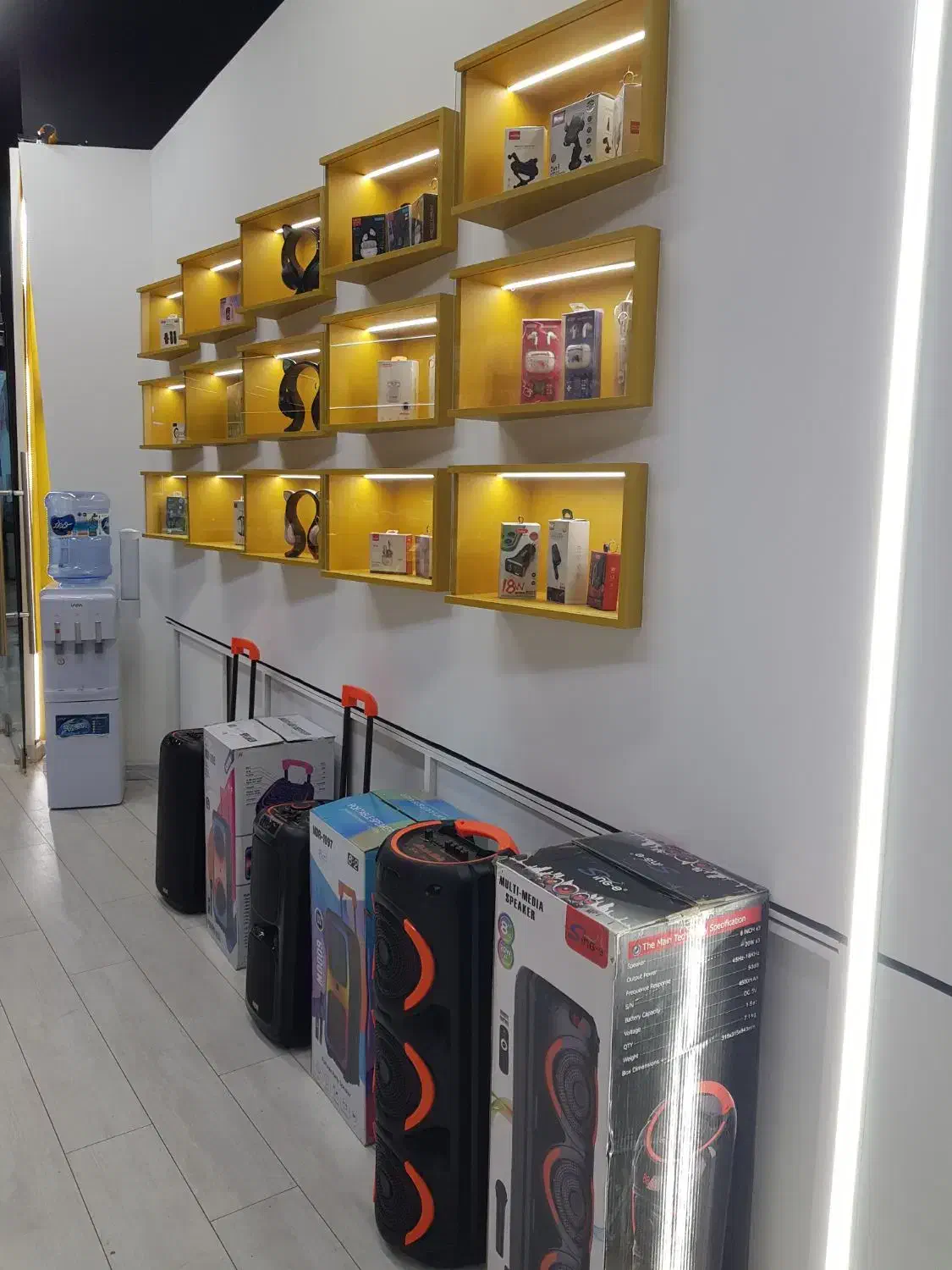 لوازم جانبی و گجت های خاص|لوازم جانبی موبایل و تبلت|یزد, |دیوار