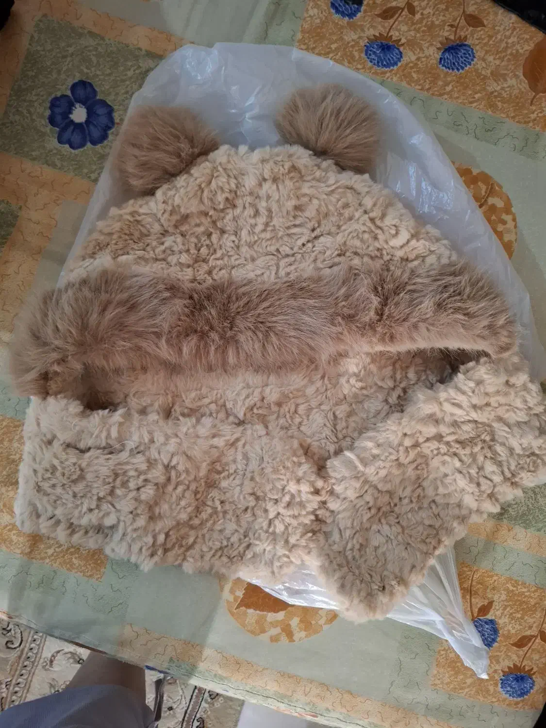 کلاه گرم|لباس|مشهد, شهرک رازی (شهرک غرب)|دیوار