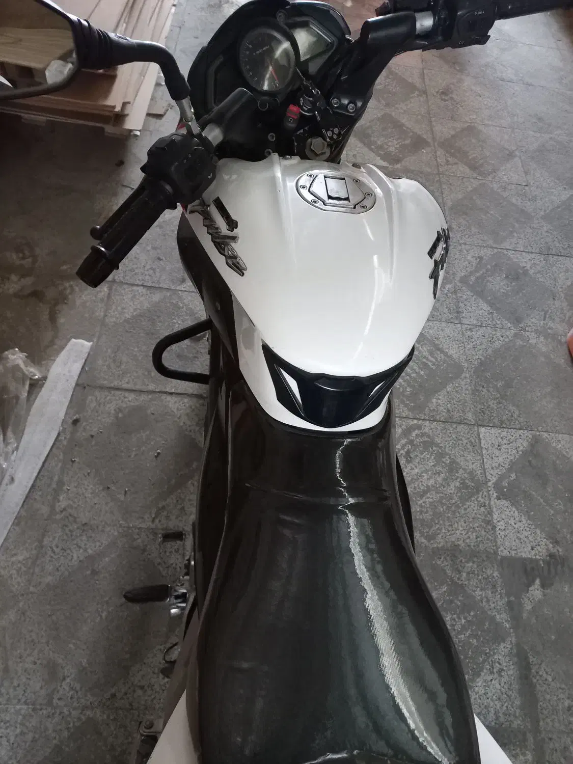 ان اس ۲۰۰ سفید|موتورسیکلت|تهران, جوادیه تهرانپارس|دیوار