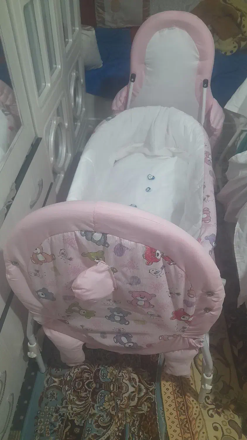 گهواره نوزاد|تخت و صندلی بچه|کرج, خرمدشت|دیوار