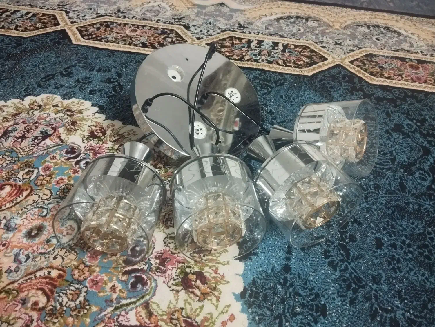 لوستر 4شاخه در حد نو|لوستر و چراغ آویز|گرگان, |دیوار