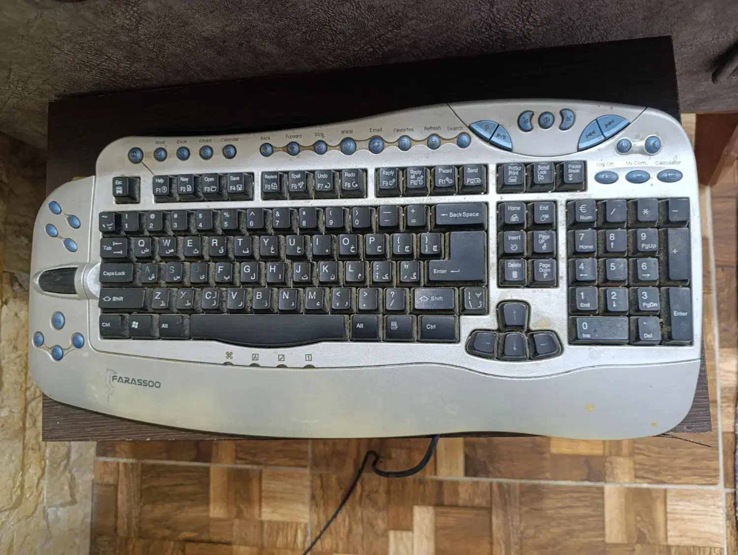 کیبرد و ۲تا موس|رایانه رومیزی|چابکسر, |دیوار