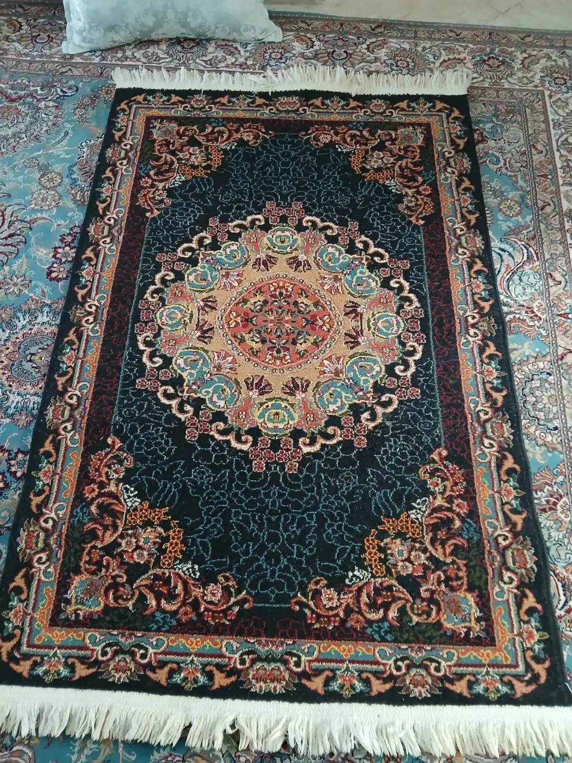 قالین یک در یک و نیم متر|فرش|قرچک, مهدیه|دیوار