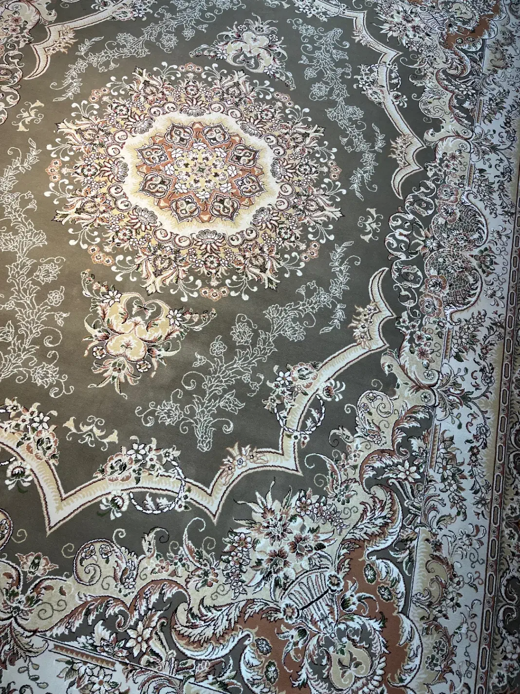 فرش گردویی نه متری سه تخته|فرش|اراک, |دیوار