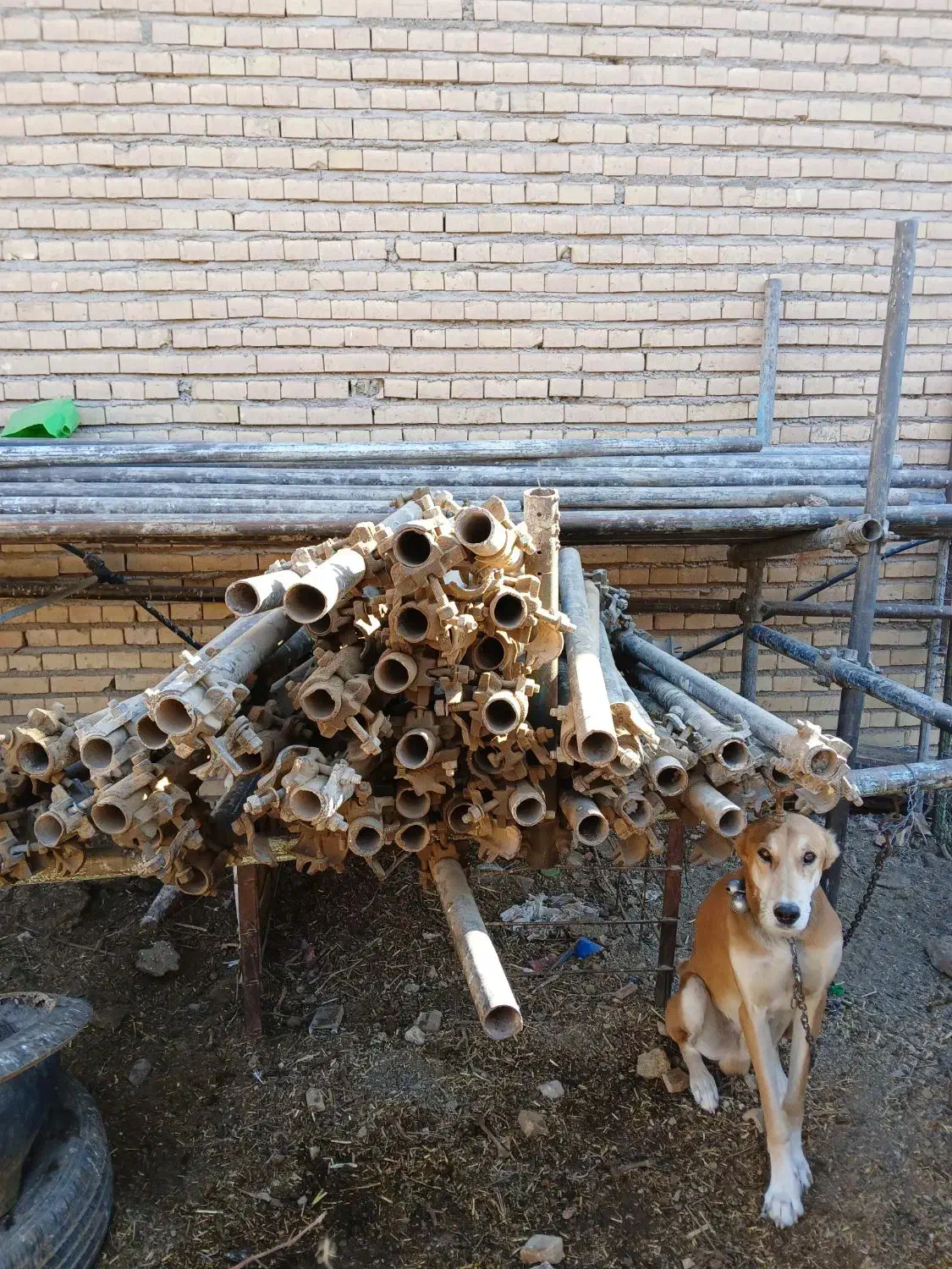 لوله داربست ۶متری ۴۰ عدد قالب ۲۰ عدد|مصالح و تجهیزات ساختمان|سبزوار, کهنه آب|دیوار