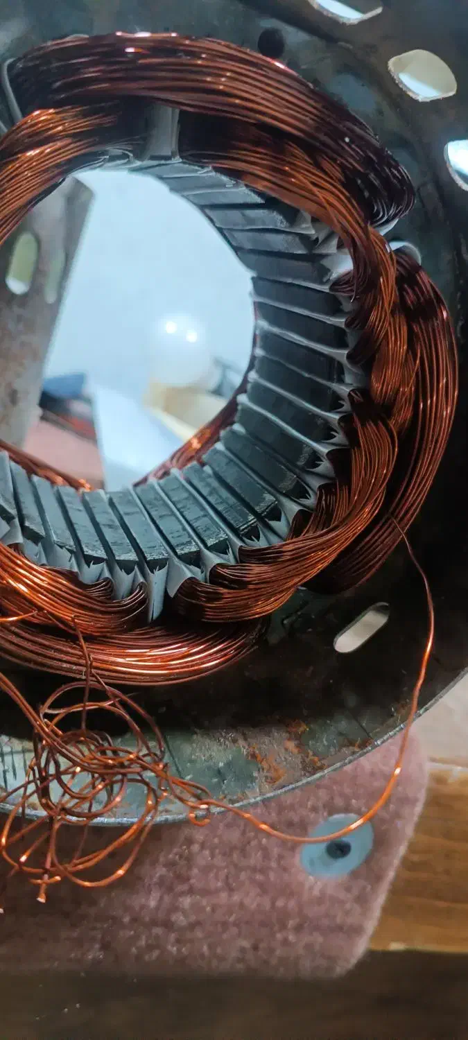 سیم پیچی تک فاز و سه فاز وبرق ساختمان وغیره|خدمات پیشه و مهارت|شیراز, شهرک فرزانگان|دیوار