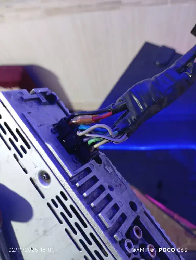 ضبط سونی حرفه ای 6 خروجی فلش خور بلوتوثی با کنترل|قطعات یدکی و لوازم جانبی|محمدشهر, محمدشهر|دیوار