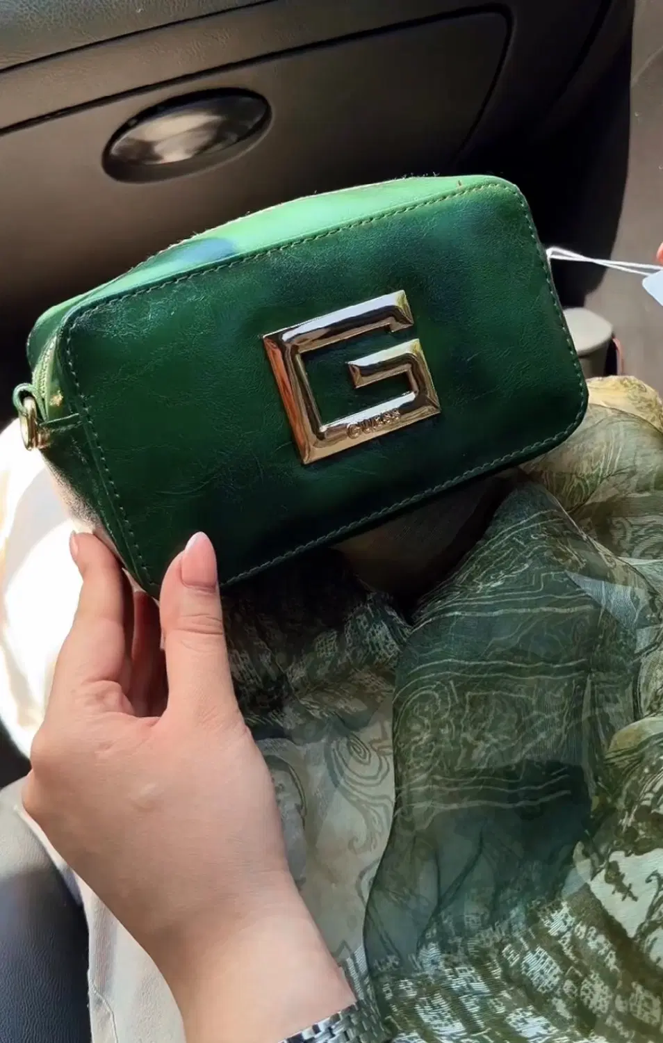 کیف guess|کیف، کفش، کمربند|ساوه, |دیوار