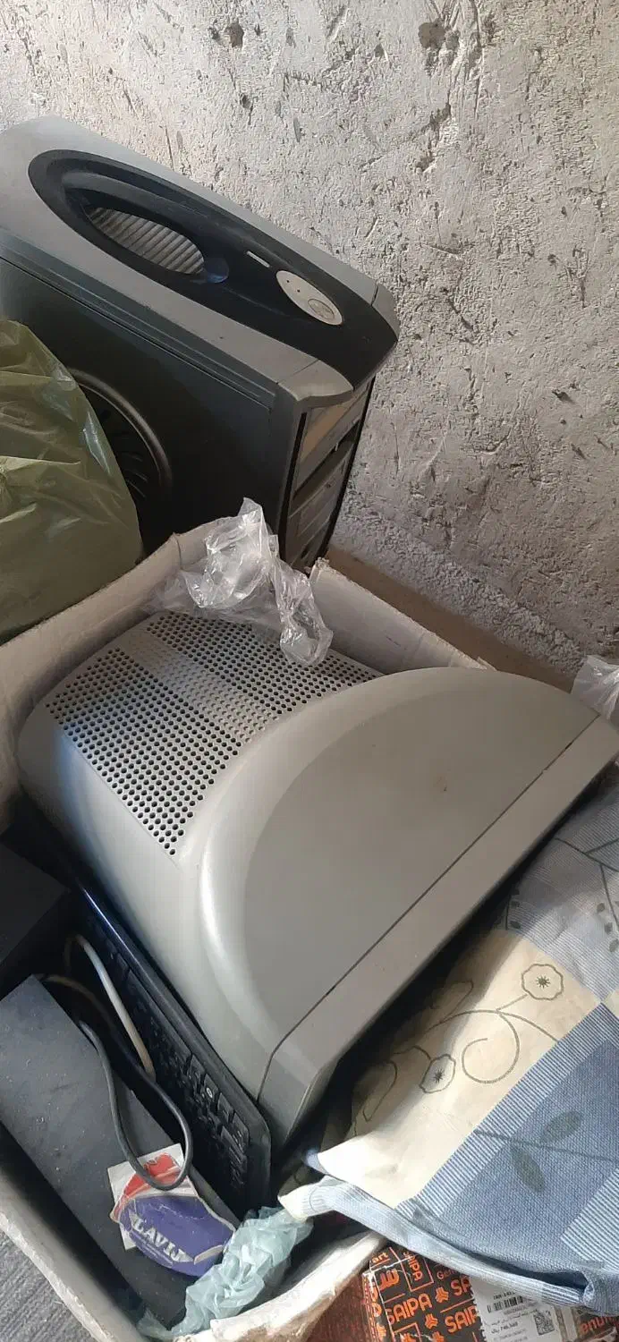 فروش فوری باتخفیف فوالعاده|رایانه رومیزی|ایوان, |دیوار