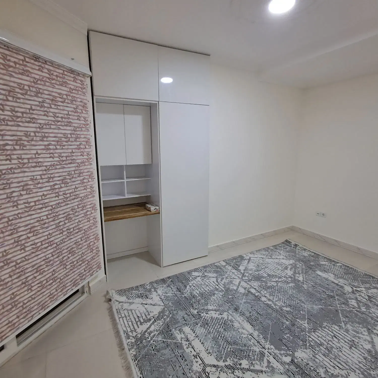 آپارتمان سه خوابه بدون مشابه|فروش آپارتمان|رضوانشهر, |دیوار