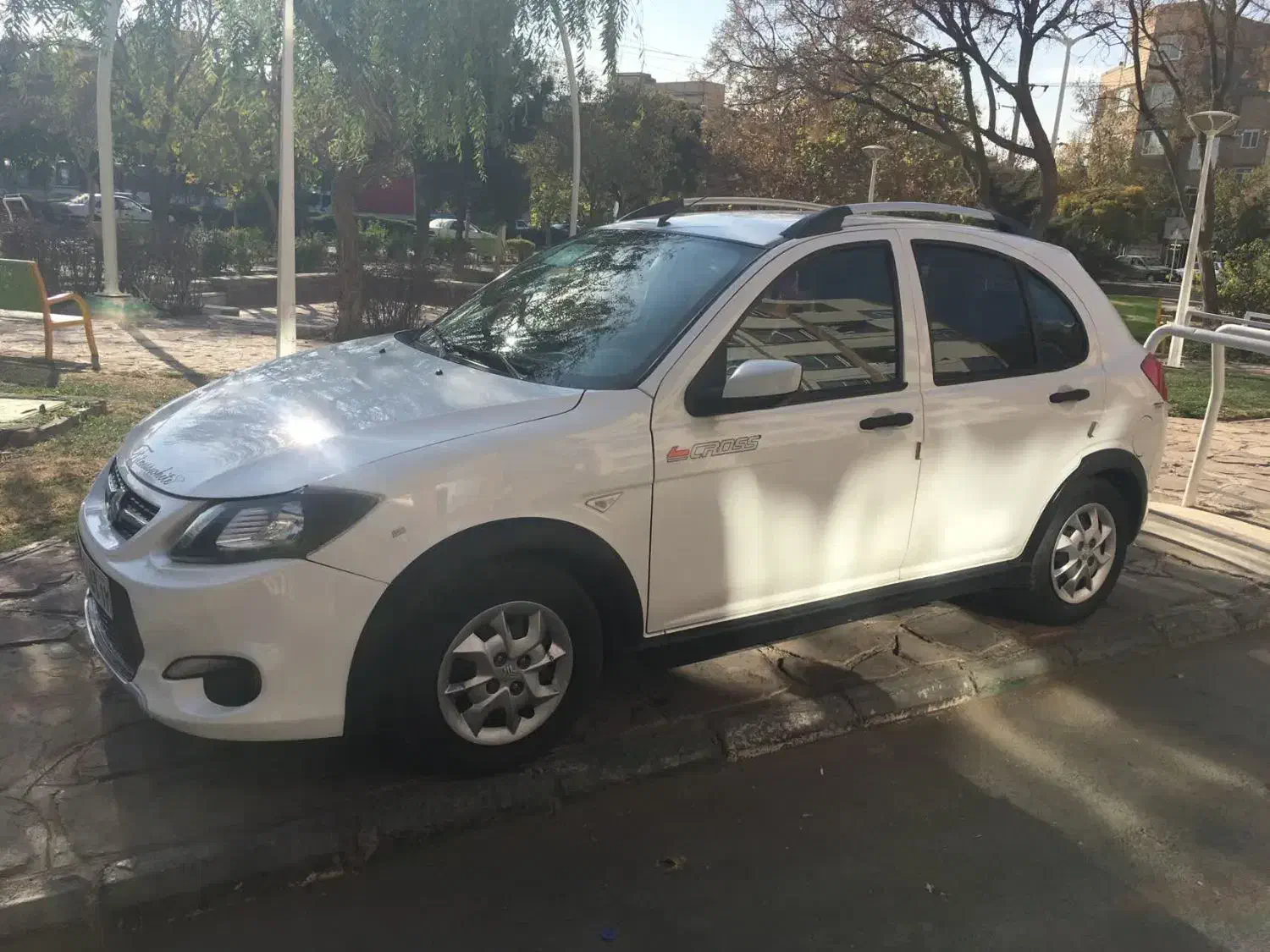 کوئیک بسیار کم کار کارمندی|خودرو سواری و وانت|مشهد, ایثارگران|دیوار